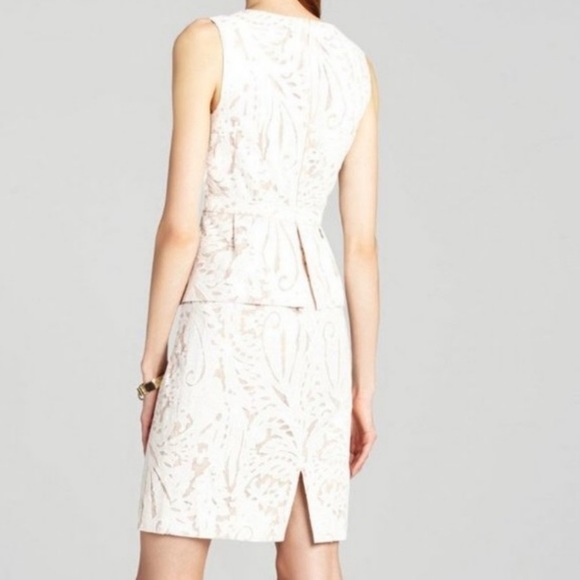 BCBG Maxazria Lace/Crochet Cream/Tan Dress - 2 - Picture 14 of 15